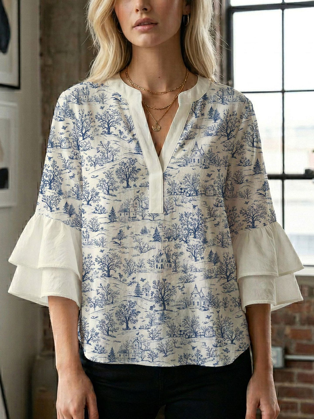 Ladies blouse with beautiful floral design Lune London