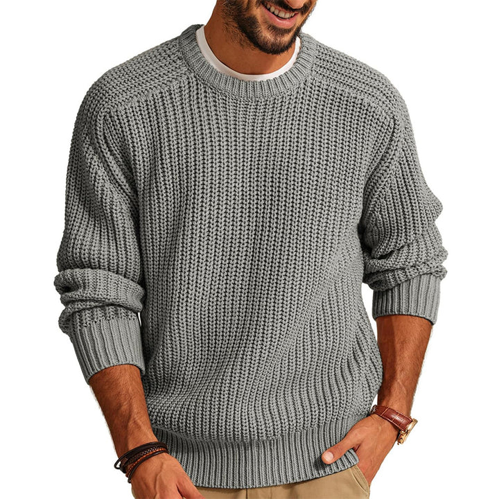 Chunky knit sweater for men with round neck and relaxed fit Lune London