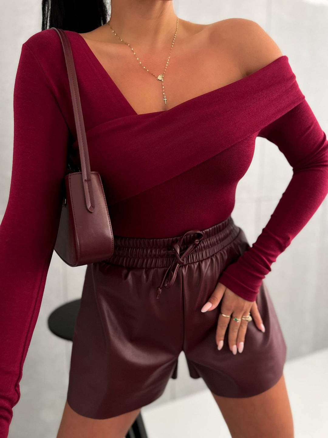 Ladies Chic Asymmetrical Top Lune London