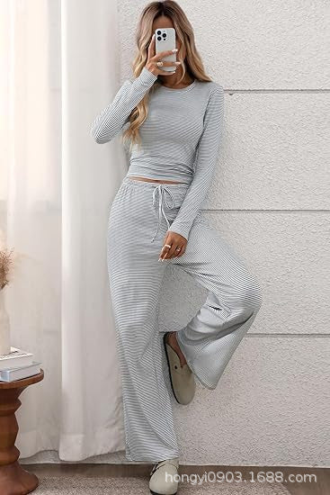 Ensemble décontracté à manches longues pour femmes avec coupe ample Chic & Stil