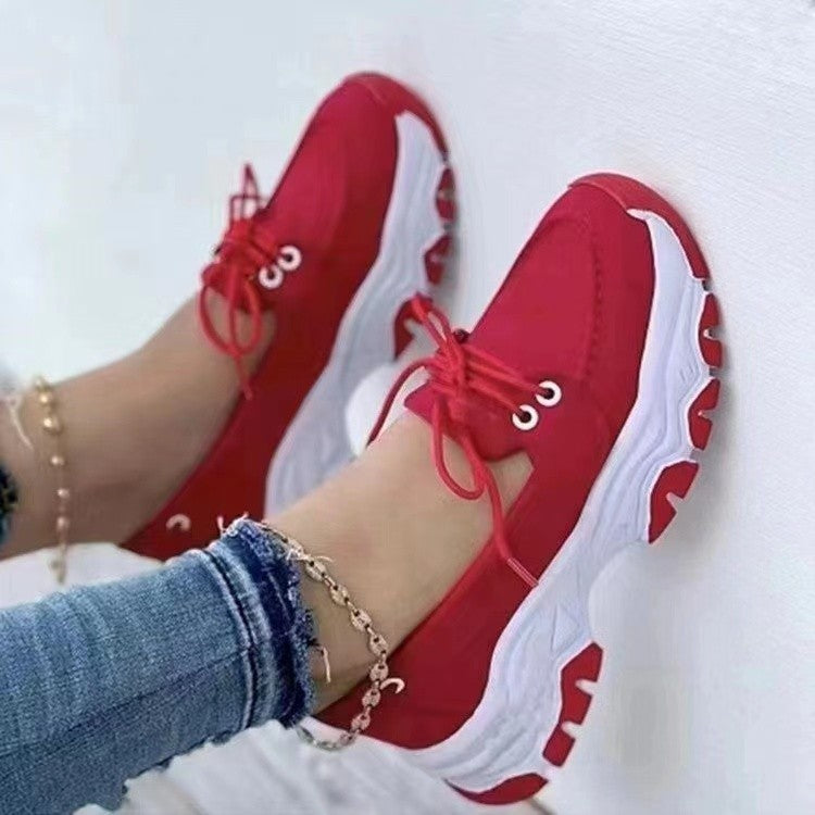 Lightweight sports sneakers for women with padded sole Lune London