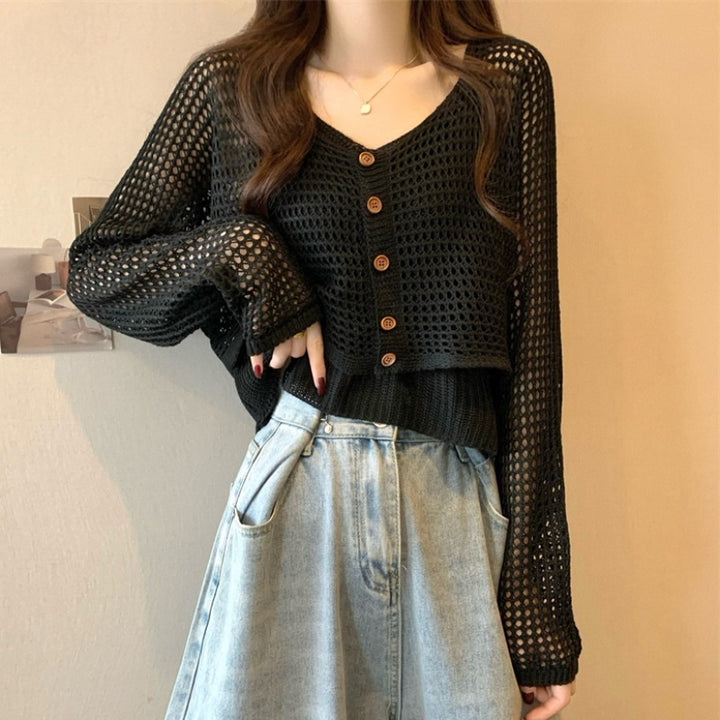 Ladies casual knit cardigan with mesh pattern and button closure Lune London