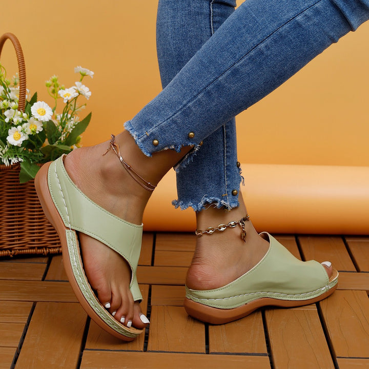 Premium comfort sandals for women with a chic and stylish casual design