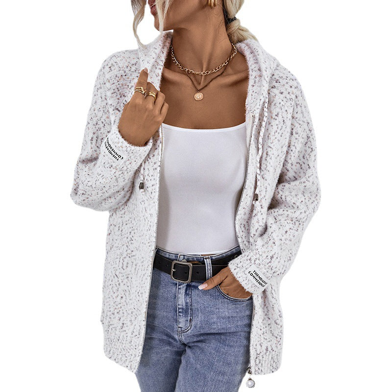 Women cozy knitted pullover with high collar and practical zipper Lune London