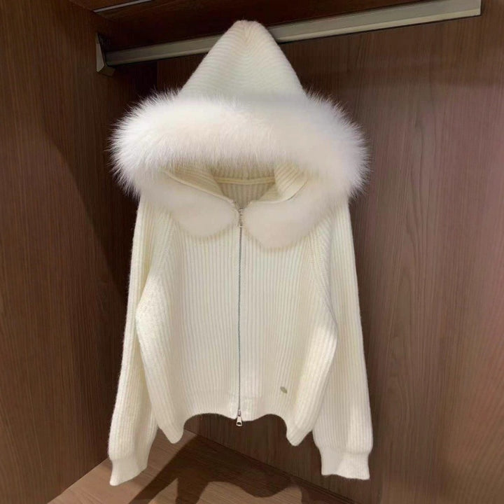 Veste en tricot côtelé douce pour femmes avec col en fourrure luxueuse Chic & Stil