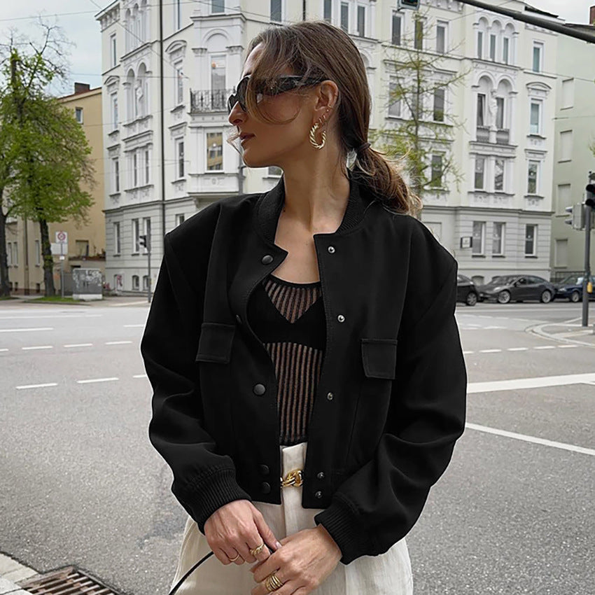 Oversized casual jacket for women with practical pockets and modern cut Lune London