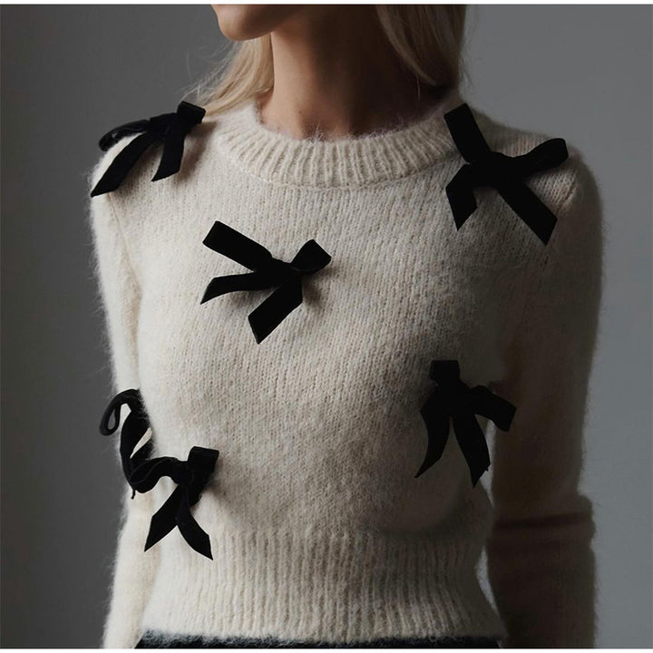 Knitted sweater for women with decorative knots Lune London
