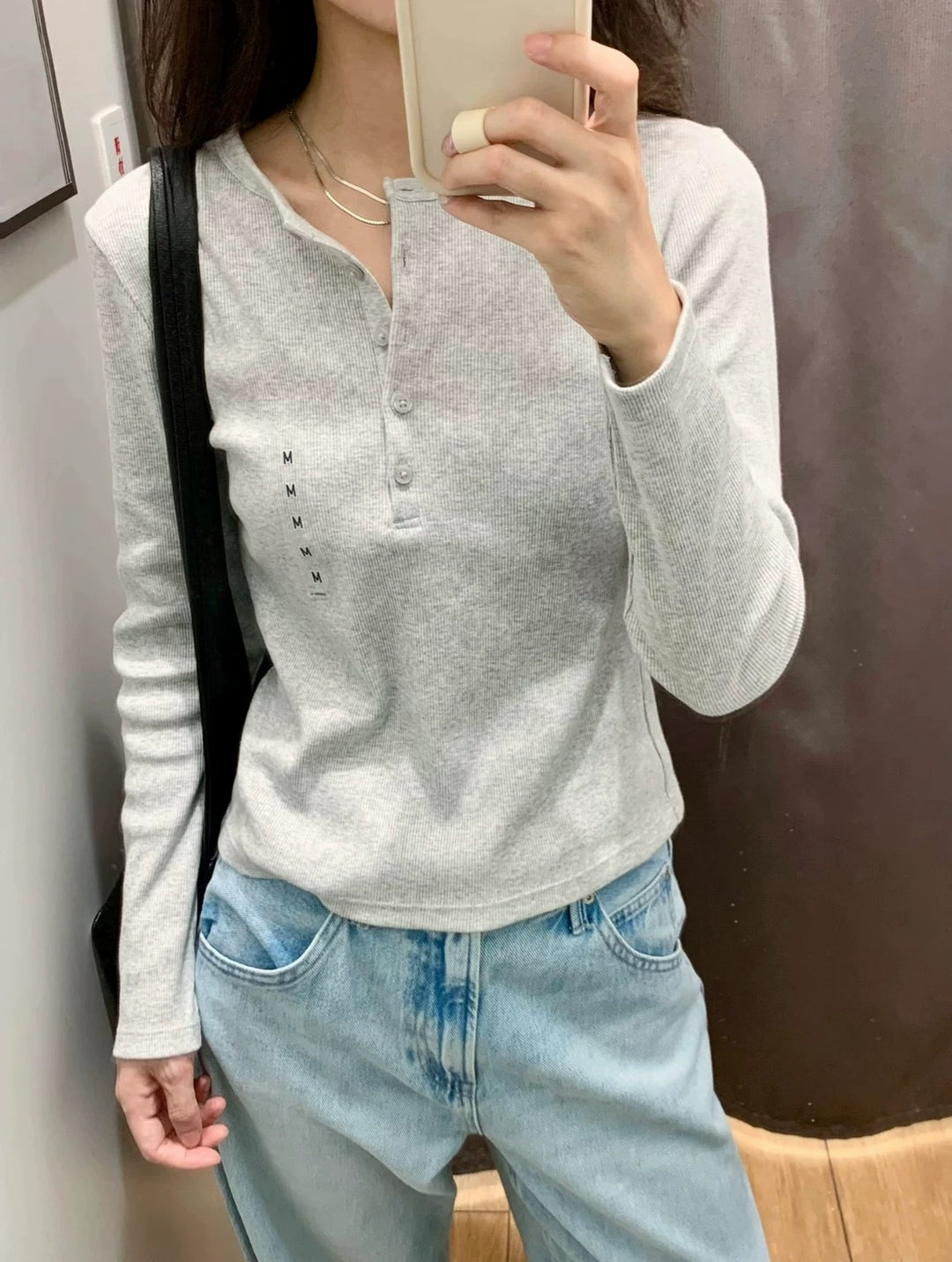 Chemise Henley à manches longues pour femmes en mélange de coton fin Chic & Stil