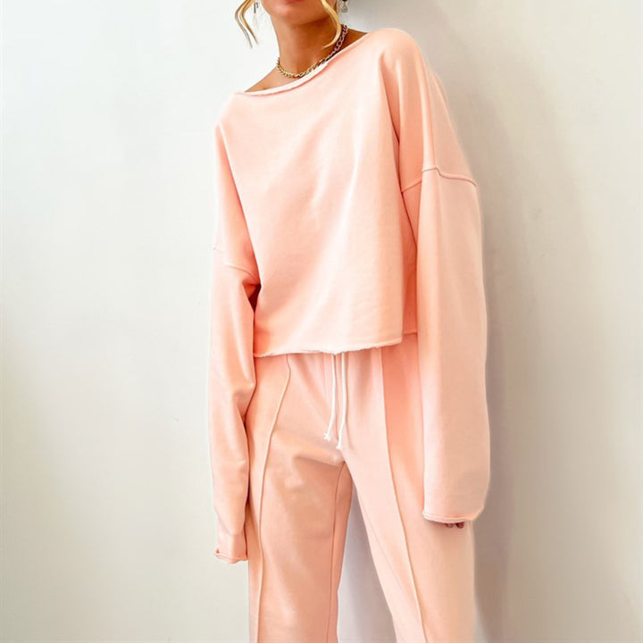 Lune London casual cropped sweatshirt and loose sweatpants set for women