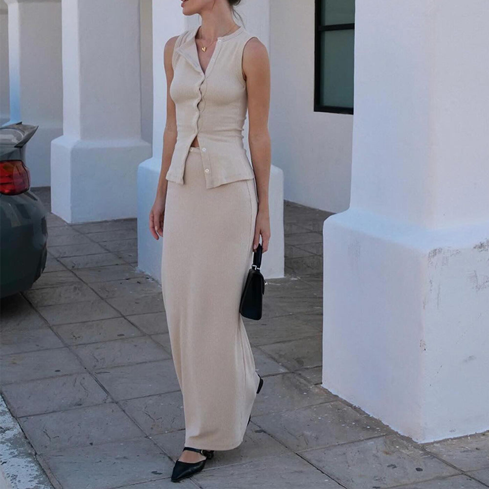 Maxi dress for women with blouse adorned with buttons Lune London