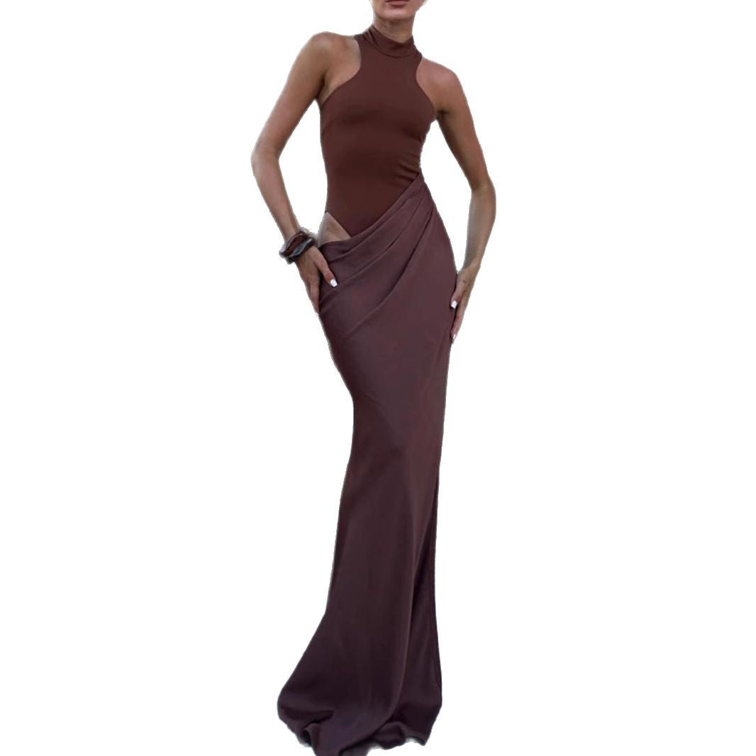 Ladies' maxi dress with fashionable cut Lune London