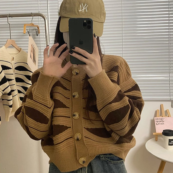 Trendy striped look women's knit jacket Lune London