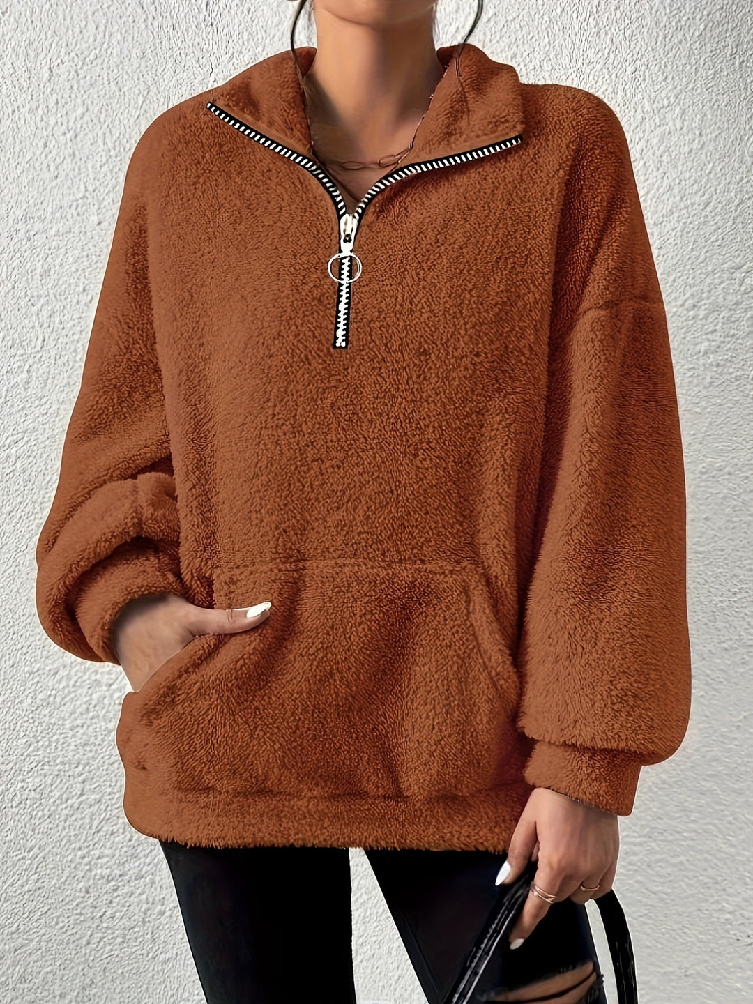 Cozy fleece sweater for women with half-zip and side pockets Lune London