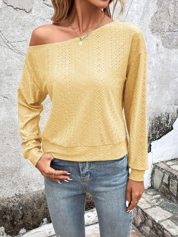 Casual women's sweatshirt with asymmetrical cut and hole pattern Lune London
