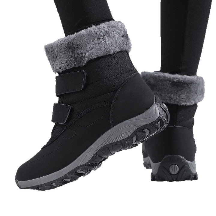 Women's winter boots with non-slip sole and warm inner lining Lune London