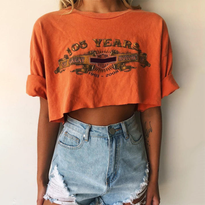 Cropped t-shirt for women with vintage graphic print Lune London
