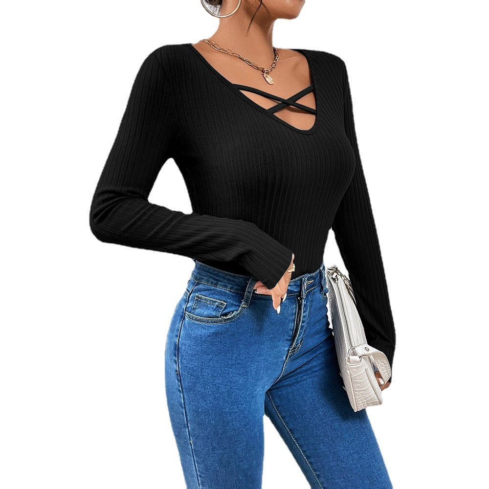 Femme chemise à manches longues avec décolleté croisé à la mode Chic & Stil