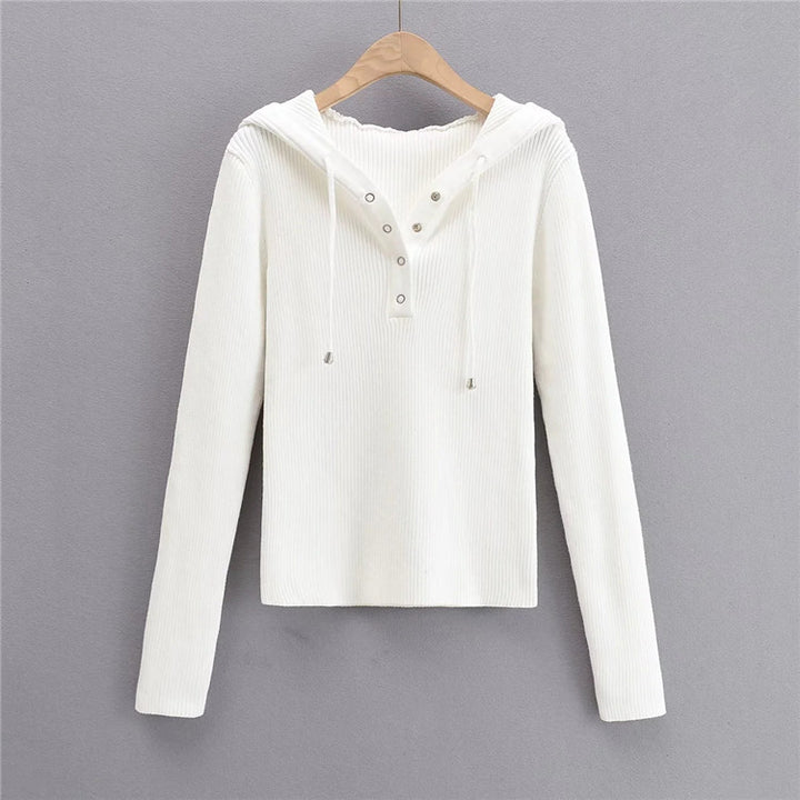 Casual knit sweater for women with hood and buttons Lune London