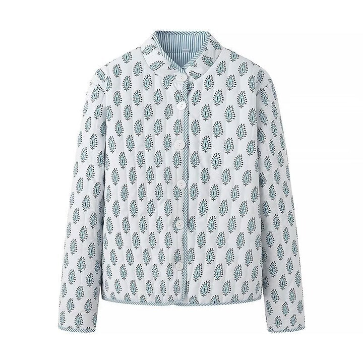 Veste matelassée à motif pour femmes avec design floral et détails de boutons Chic & Stil