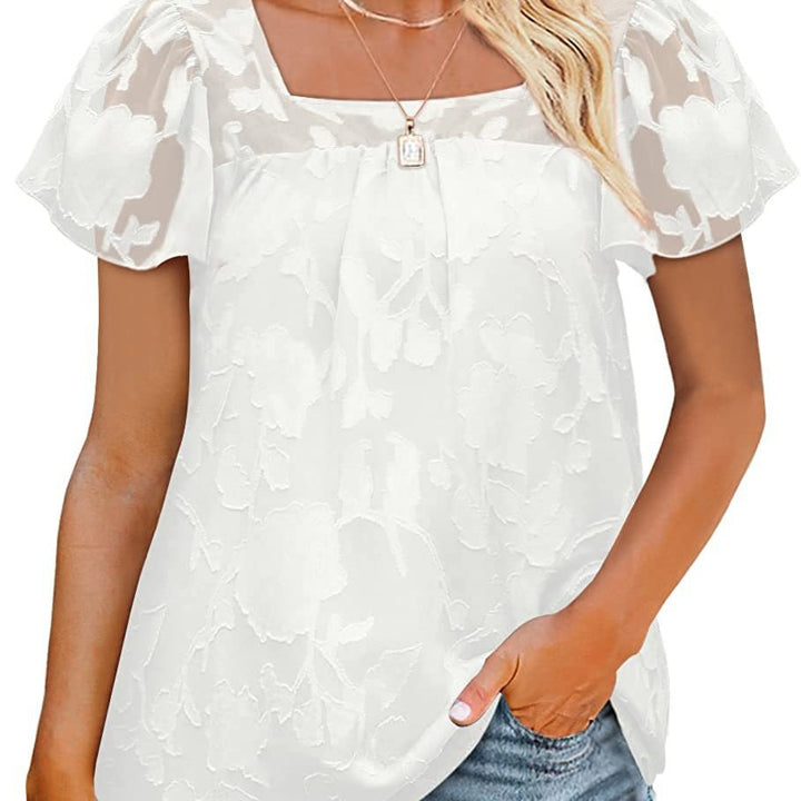 Ladies elegant blouse with a delicate floral pattern Lune London