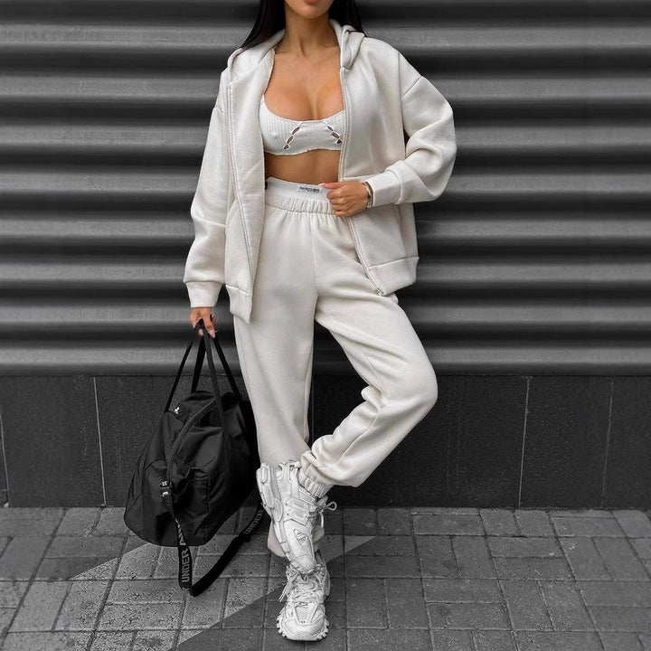 Women's sports set consisting of a hoodie and jogger pants Lune London