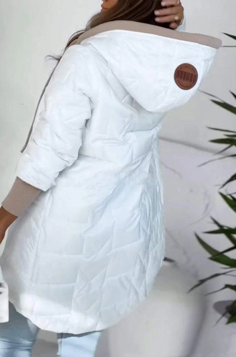 Veste rembourrée pour femmes avec capuche et coupe décontractée Chic & Stil