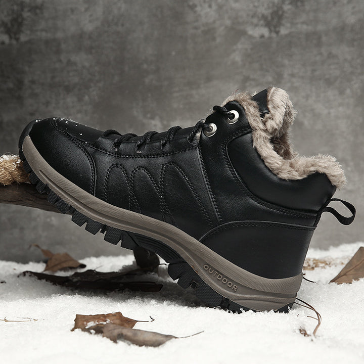 Women's winter hiking boots with warm lining and non-slip sole Lune London