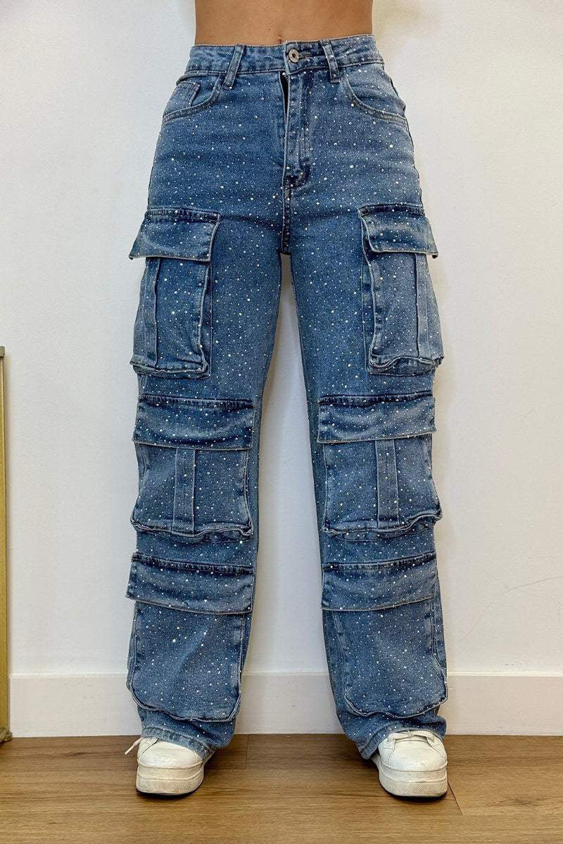 Ladies Cargo Jeans with multiple pockets and relaxed fit Lune London