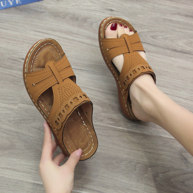 Elegant comfort sandals for women with breathable upper material Lune London