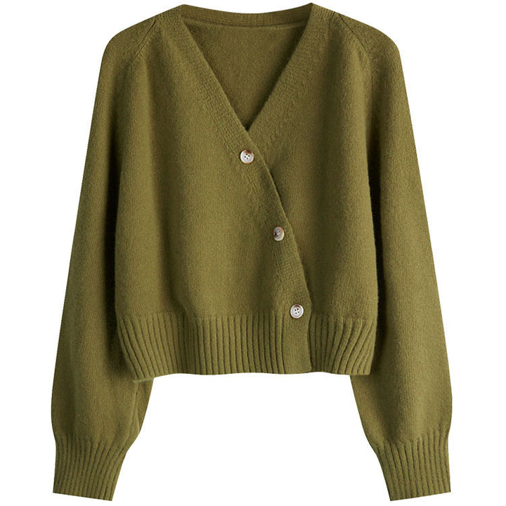 Ladies cozy short knit sweater with deep V-neck and large buttons Lune London