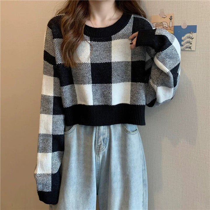 Lune London checkered pattern cropped sweater for ladies