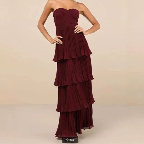 Robe maxi formelle pour femme avec jupe plissée en couches et décolleté en forme de cœur Chic & Stil