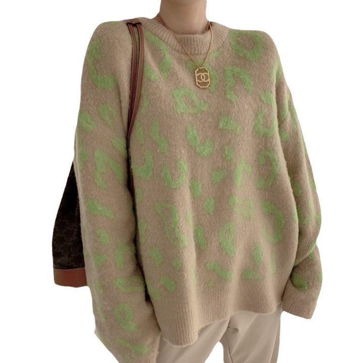 Ladies Large Chic Animal Print Design Sweater