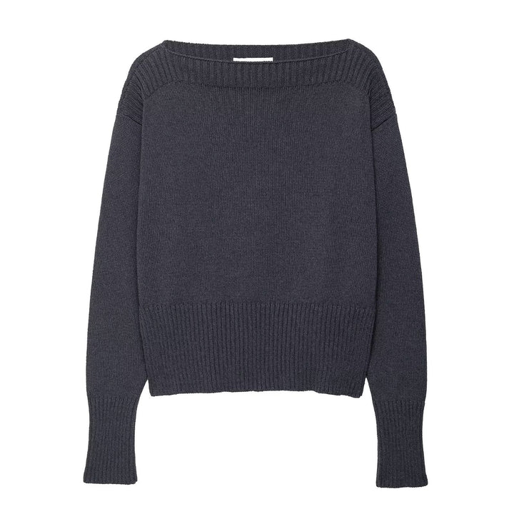 Casual sweater for women with a wide and elegant collar Lune London