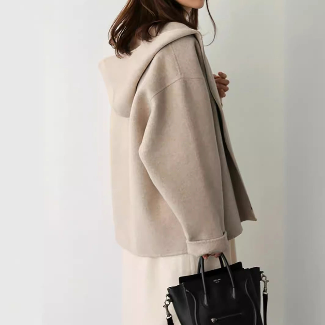 Women’s stylish and elegant hooded jacket made of soft material Lune London