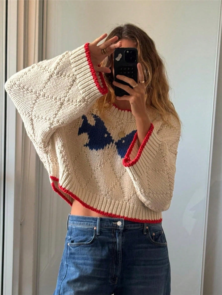 Women Turtleneck Sweater with a textured knitted pattern and striking contrasts Lune London