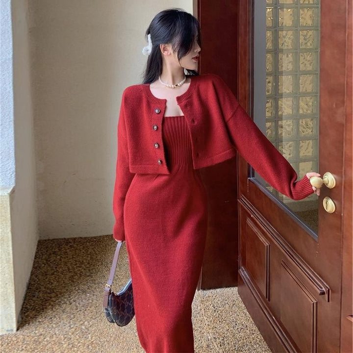 Ensemble en tricot pour femmes avec veste cintrée et robe ajustée Chic & Stil
