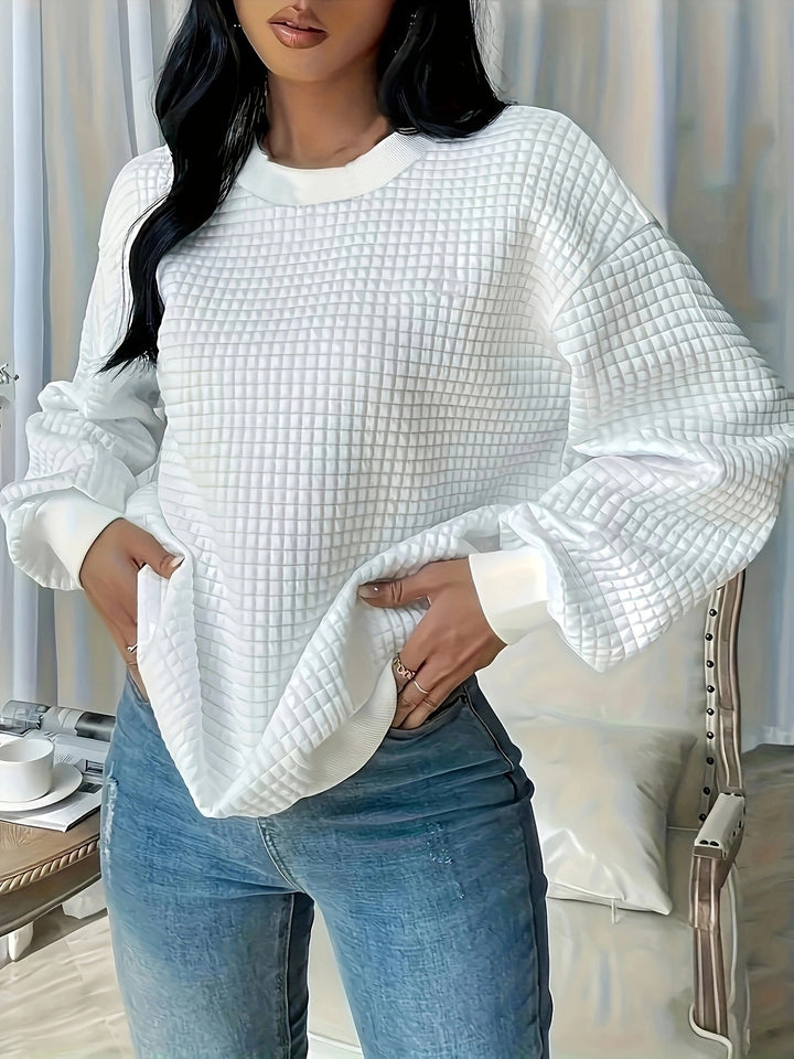 Women's oversized casual sweater with textured design Lune London