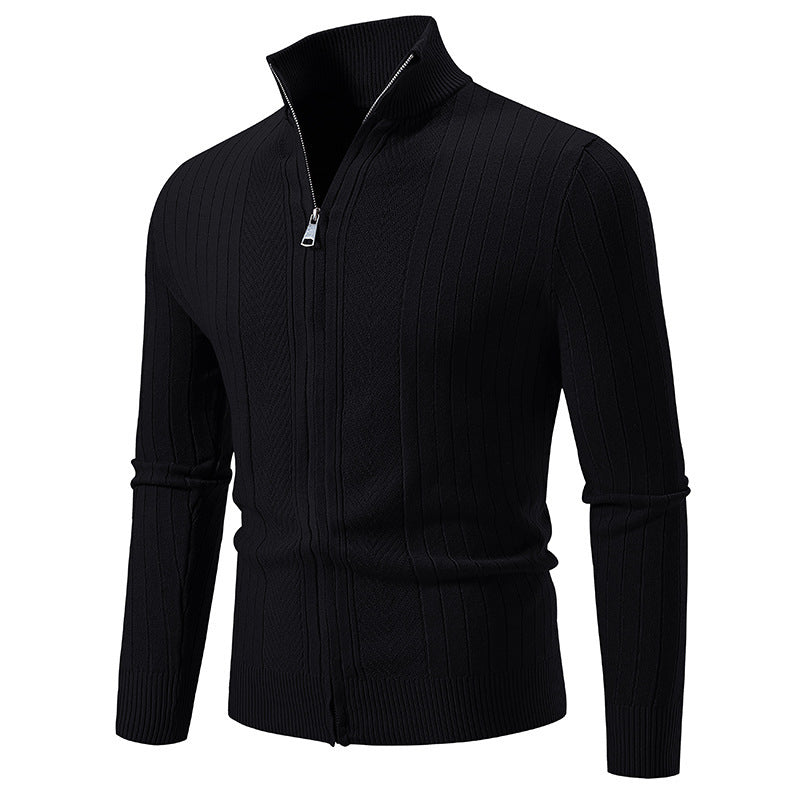 Elegant fine-knit sweater for men with a high collar and zipper Lune London