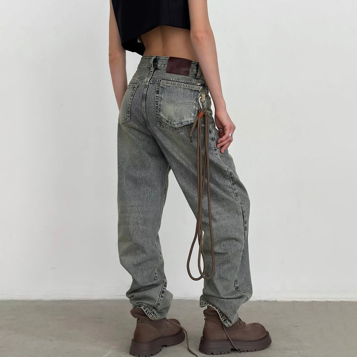 Relaxed Fit jeans for women with a casual cut and high-quality materials Lune London