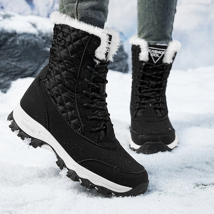 Winter boots for women with insulated lining and non-slip sole Lune London