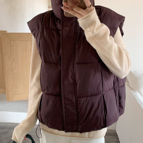 Ladies Thick Down Jacket with High Collar and Comfortable Side Pockets Lune London