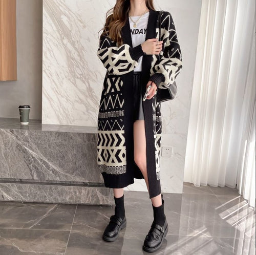 Knitted cardigan for women with geometric pattern and button design Lune London