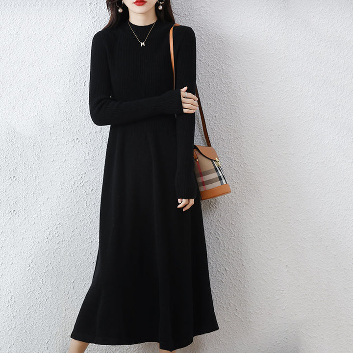 Robe tricotée pour femmes avec col montant et fine structure en côtes Chic & Stil