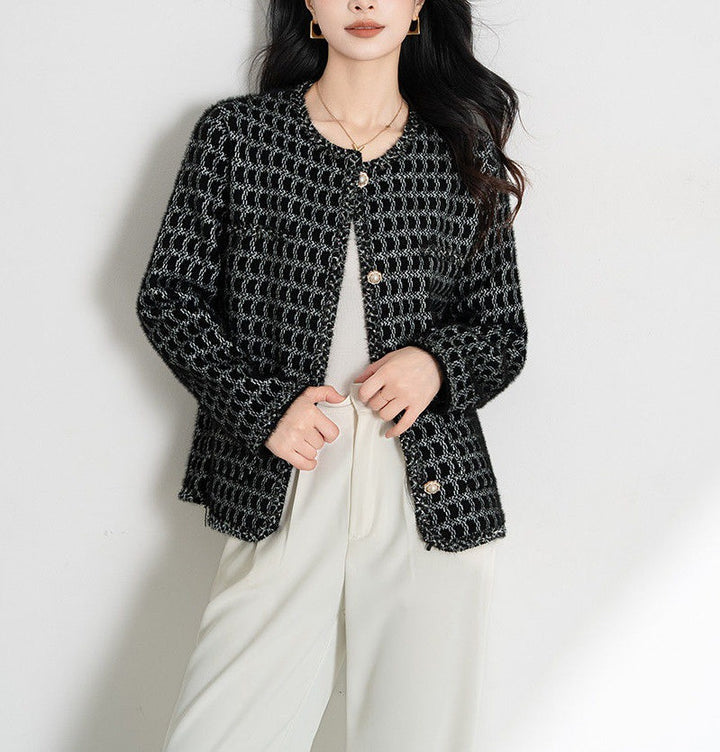 Cardigan élégant pour femmes avec motif texturé et détails de bouton Chic & Stil