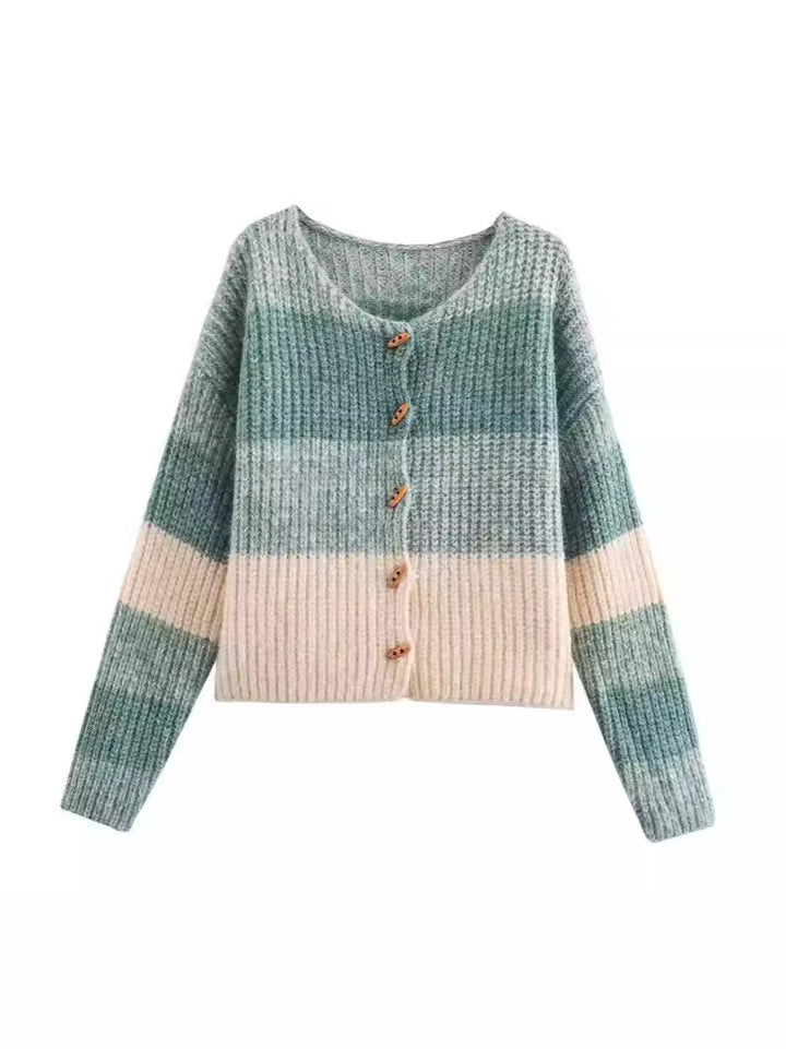 Knitted jacket for ladies with elastic rib design and wooden buttons Lune London