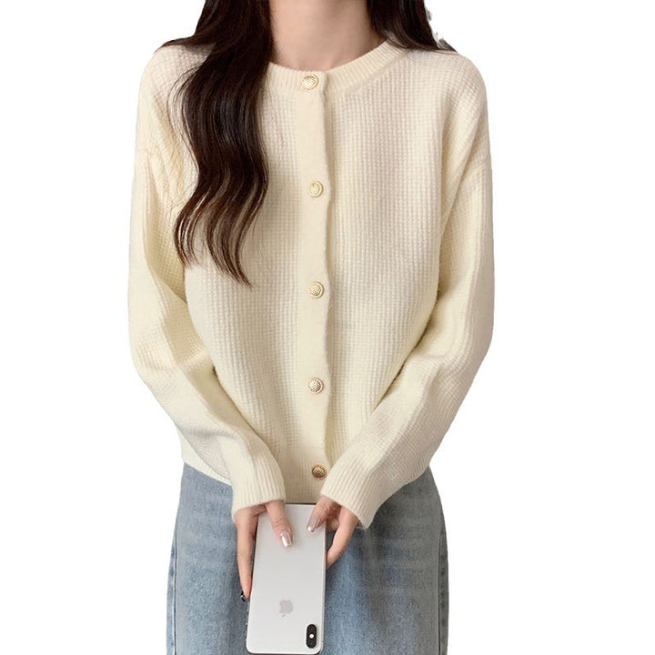 Cardigan Cozy pour femmes avec motif structuré fin et détails de boutons Chic & Stil