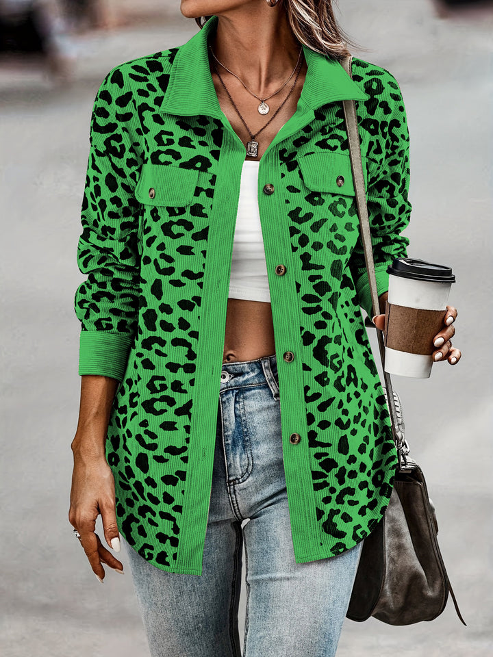 Women's jacket in leopard print with structured fabric and practical pockets Lune London