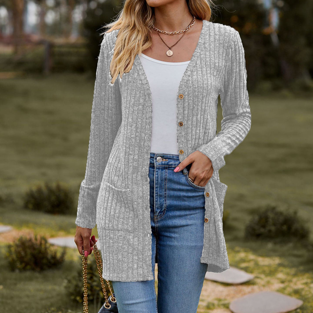 Knit jacket for women with long sleeves and practical pockets Lune London