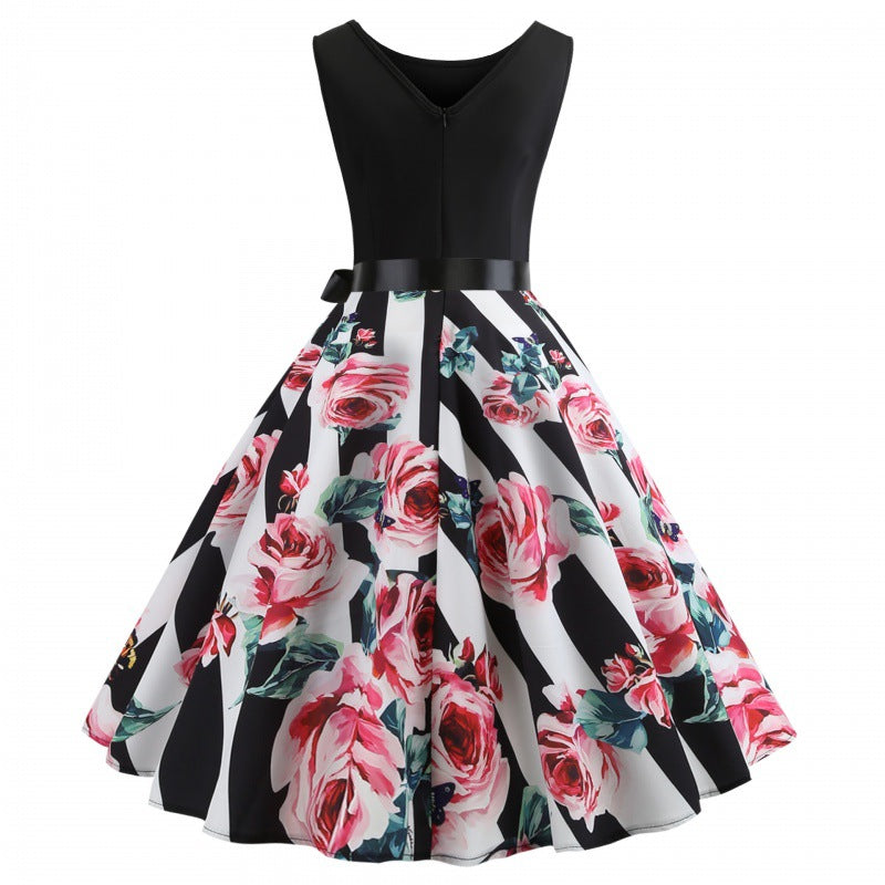 Robe swing pour femmes avec imprimé floral et silhouette ajustée Chic & Stil